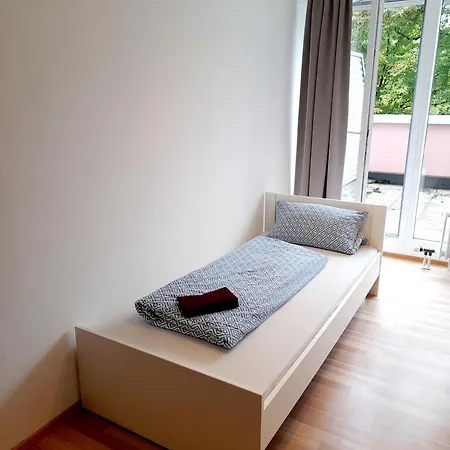 Laule 2 Self Check In * 帕绍